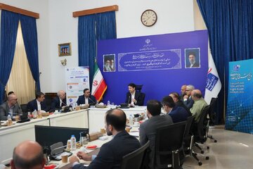 تاکید وزیر ارتباطات بر ضرورت تدوین برنامهای برای تقویت حضور زبان فارسی در فضای دیجیتال