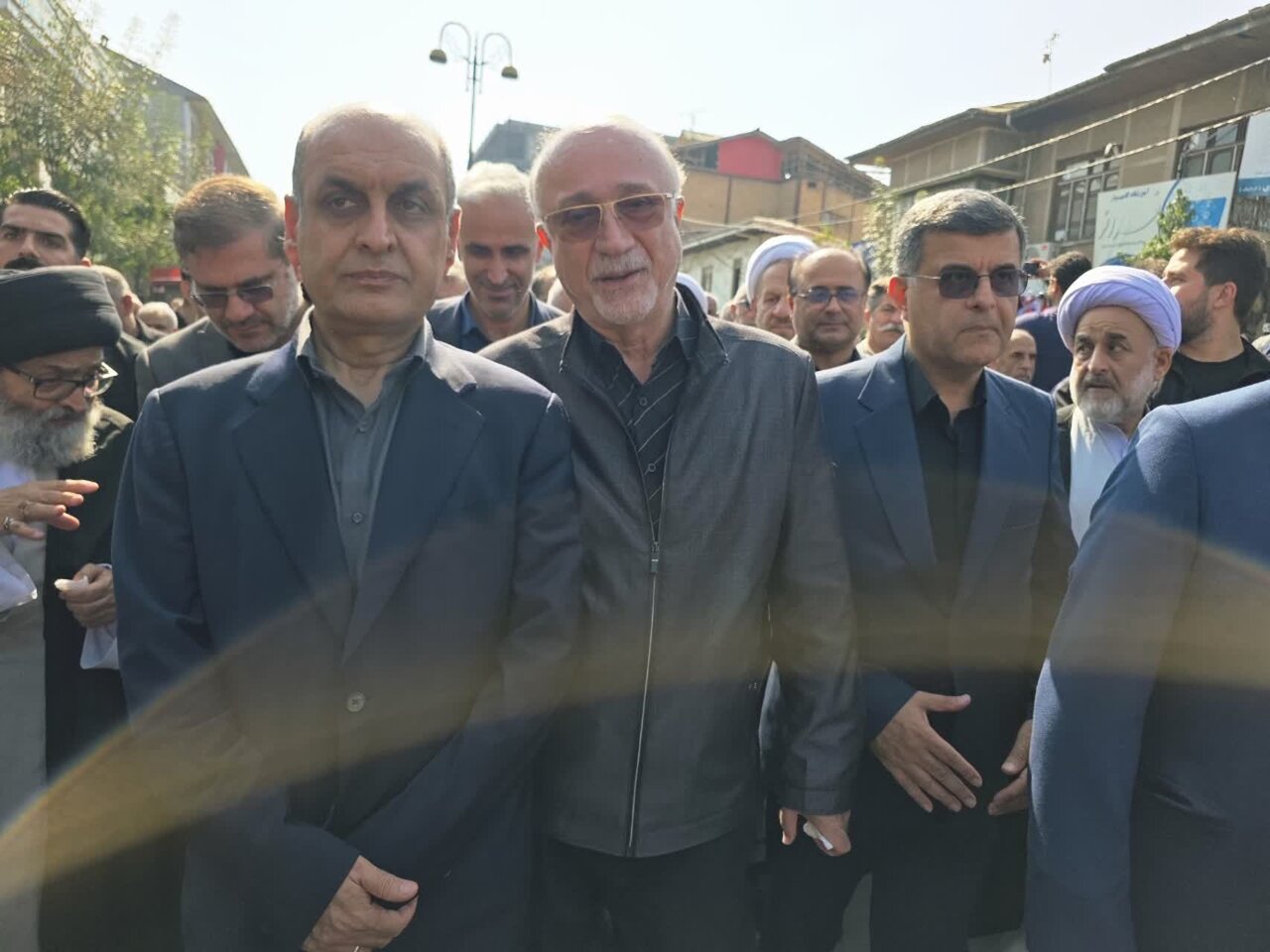 وداع گیلان با آیتالله قربانی؛ پیکر نماینده فقید ولیفقیه در جوار حرم آقا سید جلالالدین اشرف آرام گرفت وداع گیلان با آیتالله قربانی؛ پیکر نماینده فقید ولیفقیه در جوار حرم آقا سید جلالالدین اشرف آرام گرفت