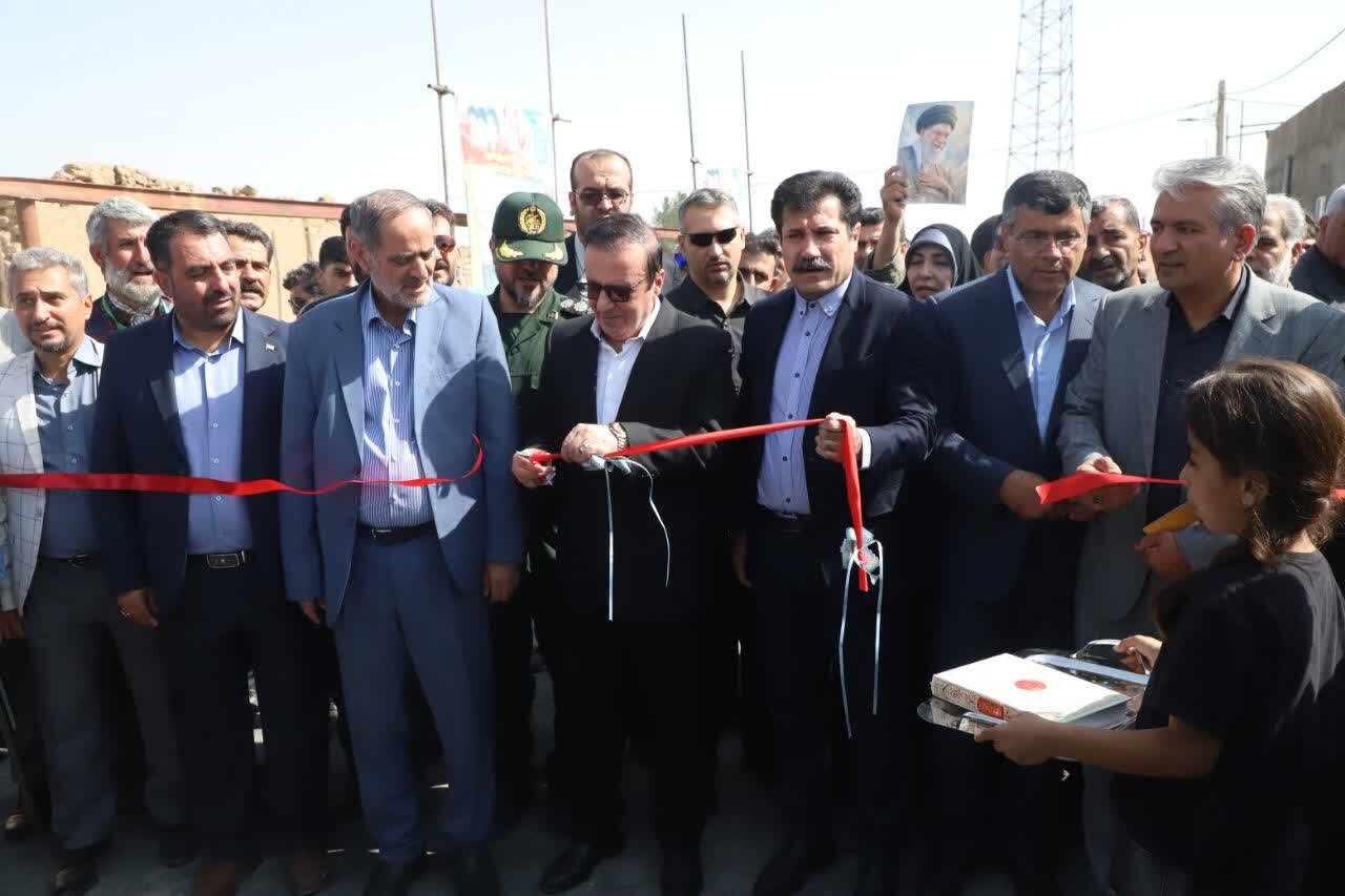 بازسازی ۱۲واحد مسکونی آسیب‌دیده از جنگ در تتنک به پایان رسید