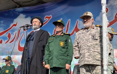 امام جمعه اردبیل: اقتدار امروز ما مدیون خون رهبر شهید است