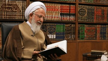 مفاخر اندیشه | آیتالله جوادی آملی؛ از راز «رحمان» تا حقیقت نور قرآن در زندگی انسان