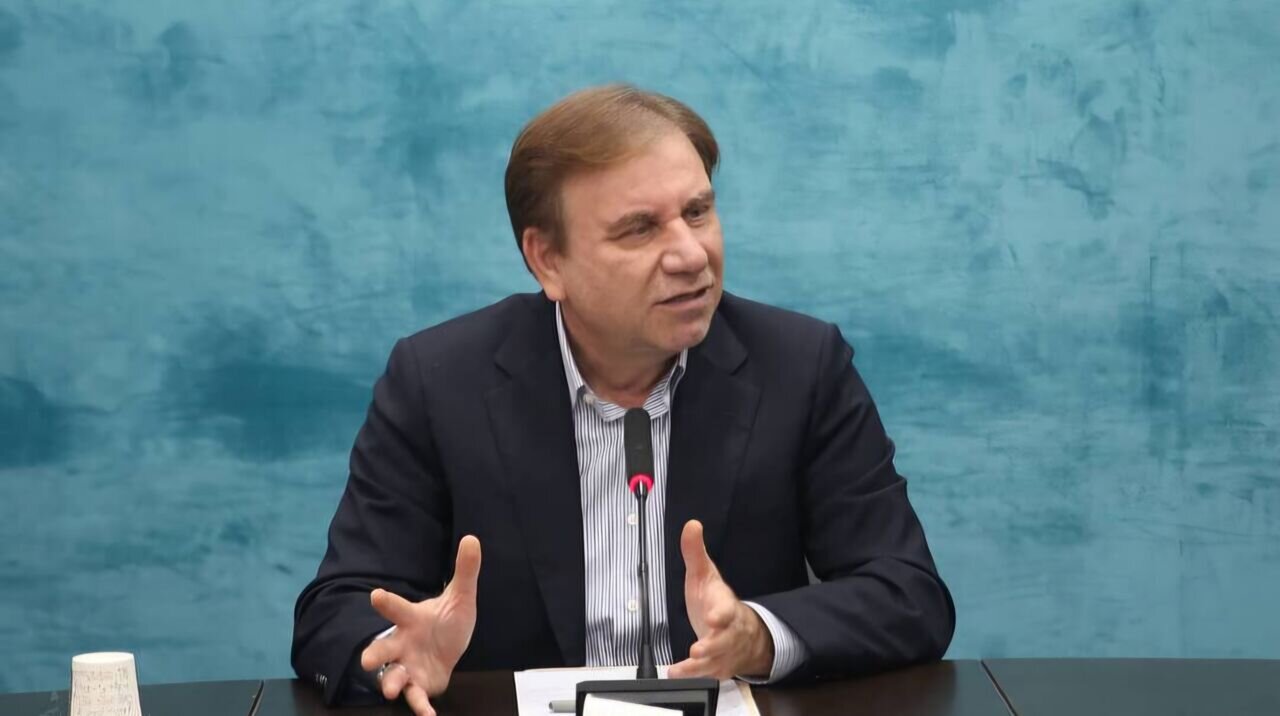 استاندار بوشهر: تجهیزات هوشمند برای مقابله با قاچاق سوخت توسعه می‌یابد