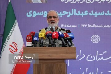 معاون ارتش: حضور در سنگر، میدان، خیابان و دیپلماسی، در نهایت یک معنای مشترک دارد/ نامگذاری معابر به نام شهدا پیوند فرهنگ ملی با زندگی مردم است