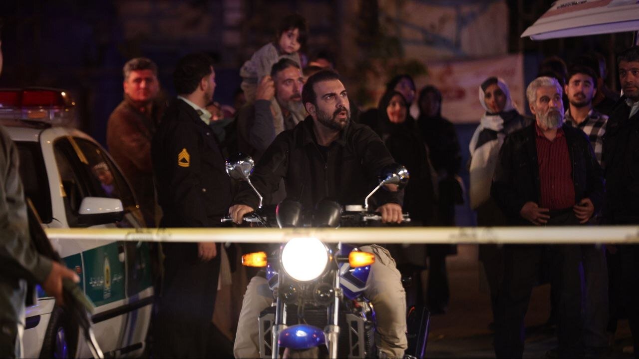 بازگشت پولاد کیمیایی به تلویزیون پس از سالها با «سرو، سپید، سرخ»