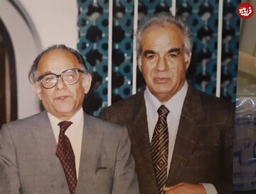 عکس یادگاری ناصر ملک مطیعی و فریدون مشیری در دهه ۷۰ + عکس