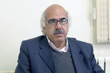ناصرالدینشاه به پدر محمدعلی فروغی بدگمان بود/ چپیها با دشمنی نسبت به خاندان فروغی اظهار نظر میکنند
