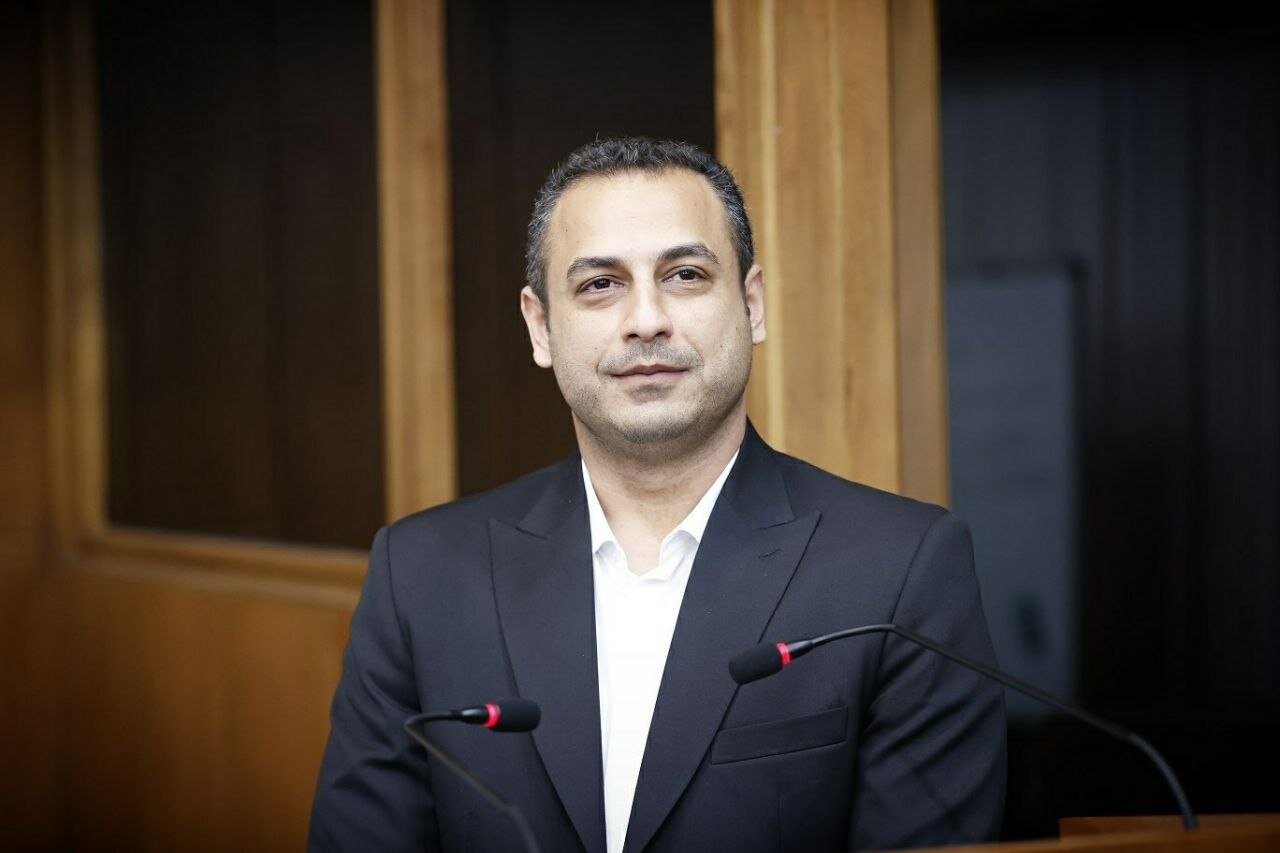خناری‌نژاد: از دبیر می‌خواهم در فدراسیون ژیمناستیک دخالت کند؛ حکم ابطال انتخابات پیش از مجمع باطل شد