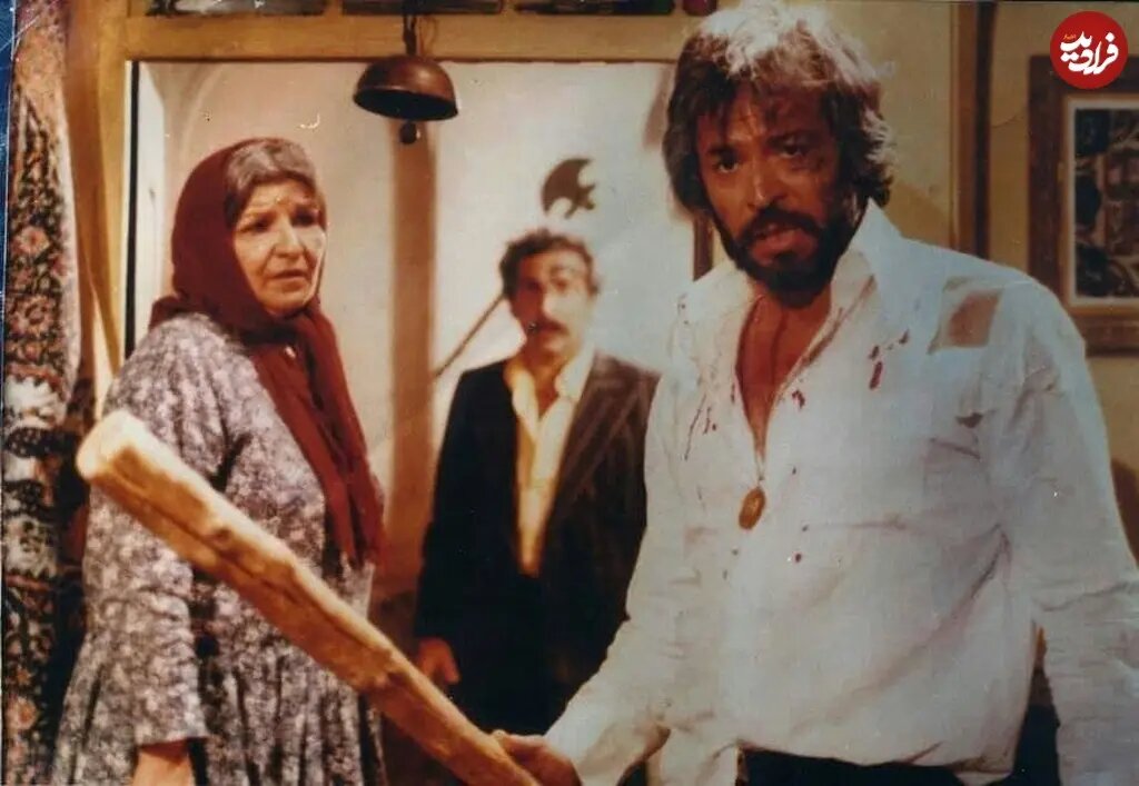 ایرج قادری، پروین سلیمانی و بهمن مفید در نمایی از فیلم برادرکشی؛ سال ۵۷ / عکس