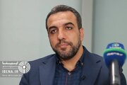 منتقدان می‌گویند ارز کشور هدر می‌رود؛ پاسخ فرزانی: بدون مداخله بانک مرکزی، دلار گران‌تر می‌شد