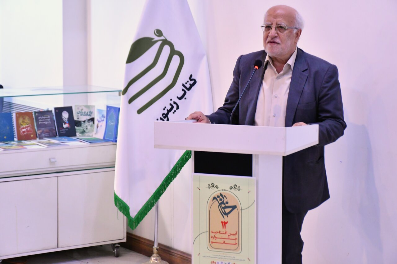 از کمبود داستان درباره پیامبر تا ورود نویسندگان تازهنفس؛ روایت ۱۲ سال فعالیت جشنواره «خاتم» / جشنوارهای در مسیر جهانی شدن
