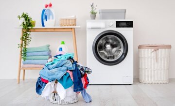 لباس نجس با ماشین لباسشویی پاک میشود؟ پاسخ یک استفتای شرعی