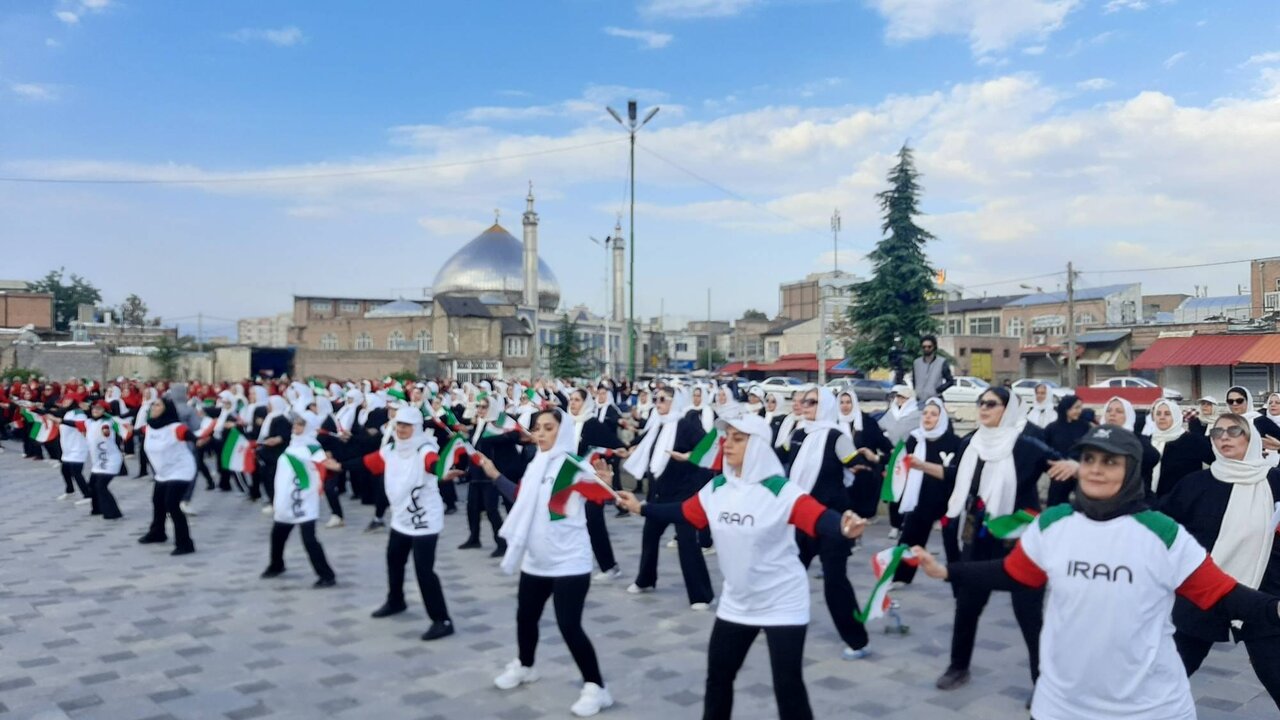 همایش هزار نفری "پنجشنبه‌ها با ورزش" در ارومیه