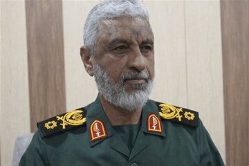 فرمانده نیروی دریایی سپاه: آمریکاییها ۷۰۰ کیلومتر از تنگه هرمز فاصله گرفتهاند/ شهدای مظلوم تنگه هرمز گلوی آمریکا را فشردند
