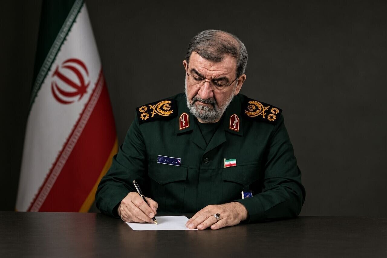 پیام تسلیت محسن رضایی در پی درگذشت پدر امیر سپهبد شهید موسوی