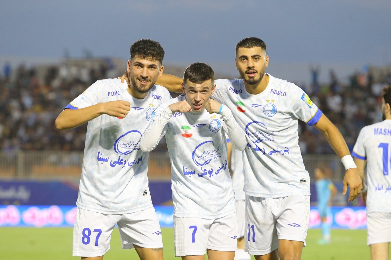 تقسیم امتیازات میان چادرملو و استقلال در یزد؛ گل پیروزی چادرملو را VAR پس گرفت
