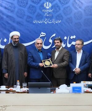 معاون سیاسی، امنیتی و اجتماعی استانداری همدان تغییر کرد؛مجید درویشی فرماندار همدان بهعنوان سرپرست جدید معرفی شد