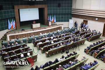 استاندار در مراسم تکریم و معارفه رئیسکل دادگستری گیلان:
ظرفیتهای قانونی دستگاه قضا در مسیر تسهیل امور مردم بکار گرفته شود