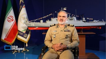 دریادار فتاحی: ۱۲ تا ۱۵ ساعت قبل از حمله پیش بینی کرده بودیم تهاجم دشمن قطعی است/ تشریح ماجرای هدف قرار دادن ناوشکن کلاس آرلی برک