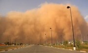 طوفان گردوخاک از سوریه به منطقه مرزی قائم در عراق رسید + فیلم
