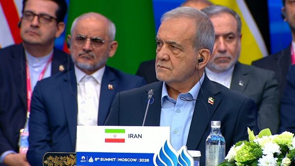 پزشکیان: تولید گاز طبیعی ایران در دوران تحریم به ۳۰۰ میلیارد متر مکعب رسید/ رتبه ۳ تولیدکنندگان گاز طبیعی جهان هستیم/ ۹۵ درصد ایرانیان گاز طبیعی دارند
