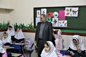 مدیرکل دفتر برنامه‌ریزی وزارت آموزش و پرورش در اردبیل خبر داد: ارتقای کیفیت آموزش در مدارس با انعطاف در برنامه‌های درسی