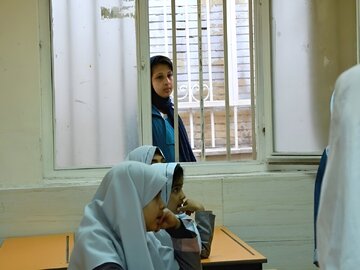 ثبت احوال، بهزیستی و سازمان زندان‌ها در شناسایی کودکان بازمانده از تحصیل پیشتاز شدند/فرزندان زندانیان در اولویت بازگشت به مدرسه