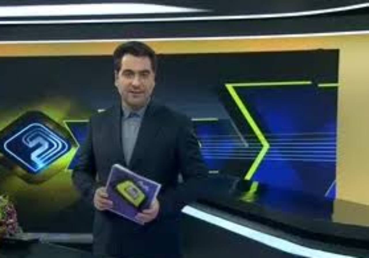 پخش خبر ۲۰:۳۰ برای دقایقی بدلیل هنگ کامپیوتر قطع شد + فیلم