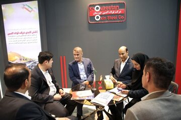 نمایش توانمندیها و دستاوردهای شرکت فولاد اکسین خوزستان در بیستوهشتمین نمایشگاه فولاد ۱۴۰۵