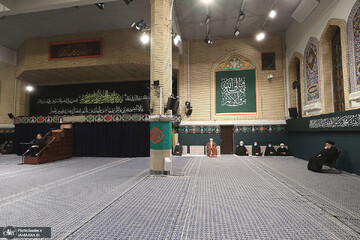 مراسم عزاداری شب شهادت حضرت ‌زهرا (س) در حسینیه امام خمینی