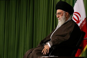 تصاویر | تصاویری از حضور رهبر انقلاب در حرم امام خمینی(ره)