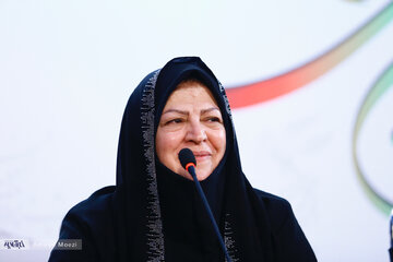 فوتوکال سرهنگ ثریا