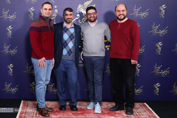 نشست و فتوکال انیمیشن بچه زرنگ