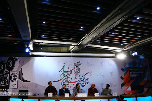 نشست و فتوکال انیمیشن بچه زرنگ