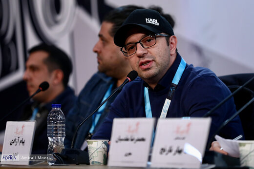 نشست و فتوکال فیلم هفت بهار نارنج