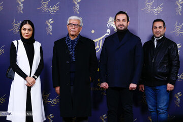 تصاویر | ژست‌های جالب آزاده زارعی در نشست خبری فیلم وابل