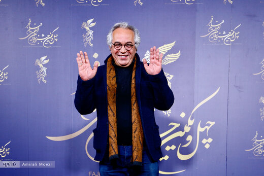 نشست و فتوکال فیلم غریب