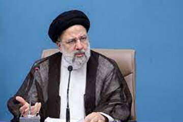 عکس | تغییر معنادار دکور محل سخنرانی رییسی پیش از سفر به چین؛ جواب قاطع به بدخواهان!