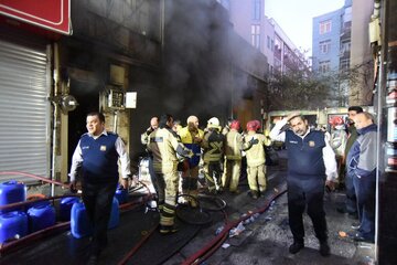 عکس | آخرین عکس شهید دارابی قبل از ورود به ساختمان ۱۵۳