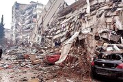 ببینید | تصاویر جدید از وقوع زلزله ۷.۶ ریشتری در ترکیه و وحشت مردم از ریزش آوار