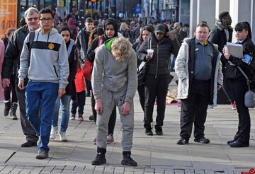 عکس | تصویری پربازدید از گشت‌وگذار زامبی‌ها در پارک ویلبرت مک‌اینتایر در ادمونتون کانادا!