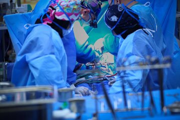 تصاویر | ماجرای پرواز یک قلب اهدایی از کرمان به تهران