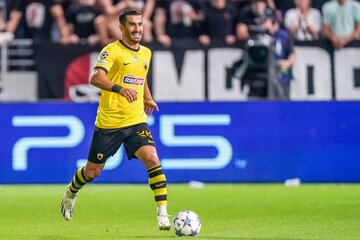 رونمایی از تیم فصل آینده کاپیتان تیم ملی رونمایی از تیم فصل آینده کاپیتان تیم ملی