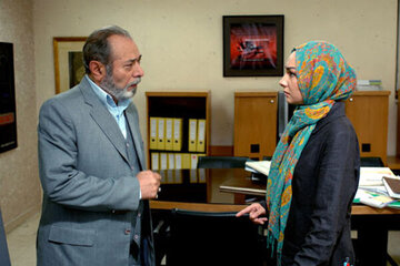 عکس | پشت صحنه سریال میوه ممنوعه با حضور هانیه توسلی و علی نصیریان