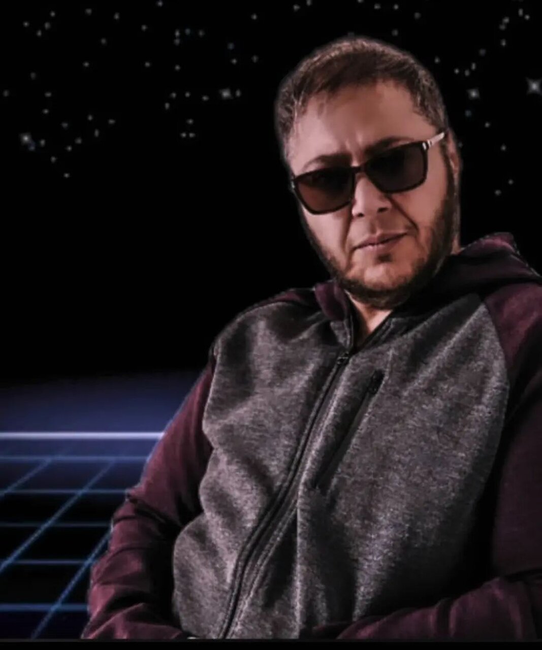 عکس | استایل جالب مازیار لرستانی با عینک دودی