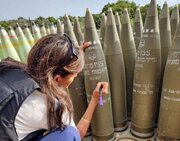 ببینید | پیام جنجالی نیکی هیلی بر روی گلوله توپ ارتش اسرائیل