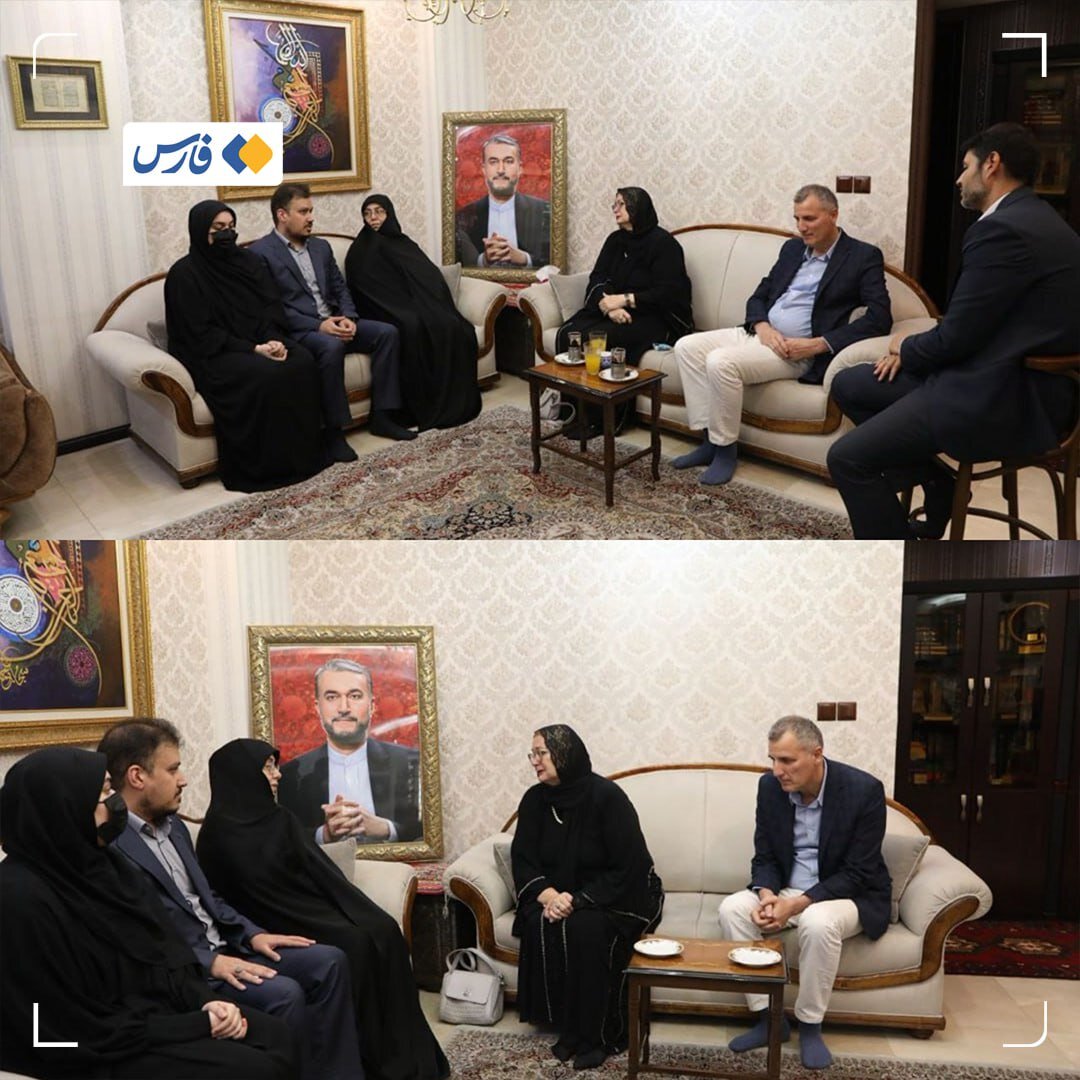 عکس | حضور وزیر خارجۀ سابق بوسنی در منزل شهید امیرعبداللهیان