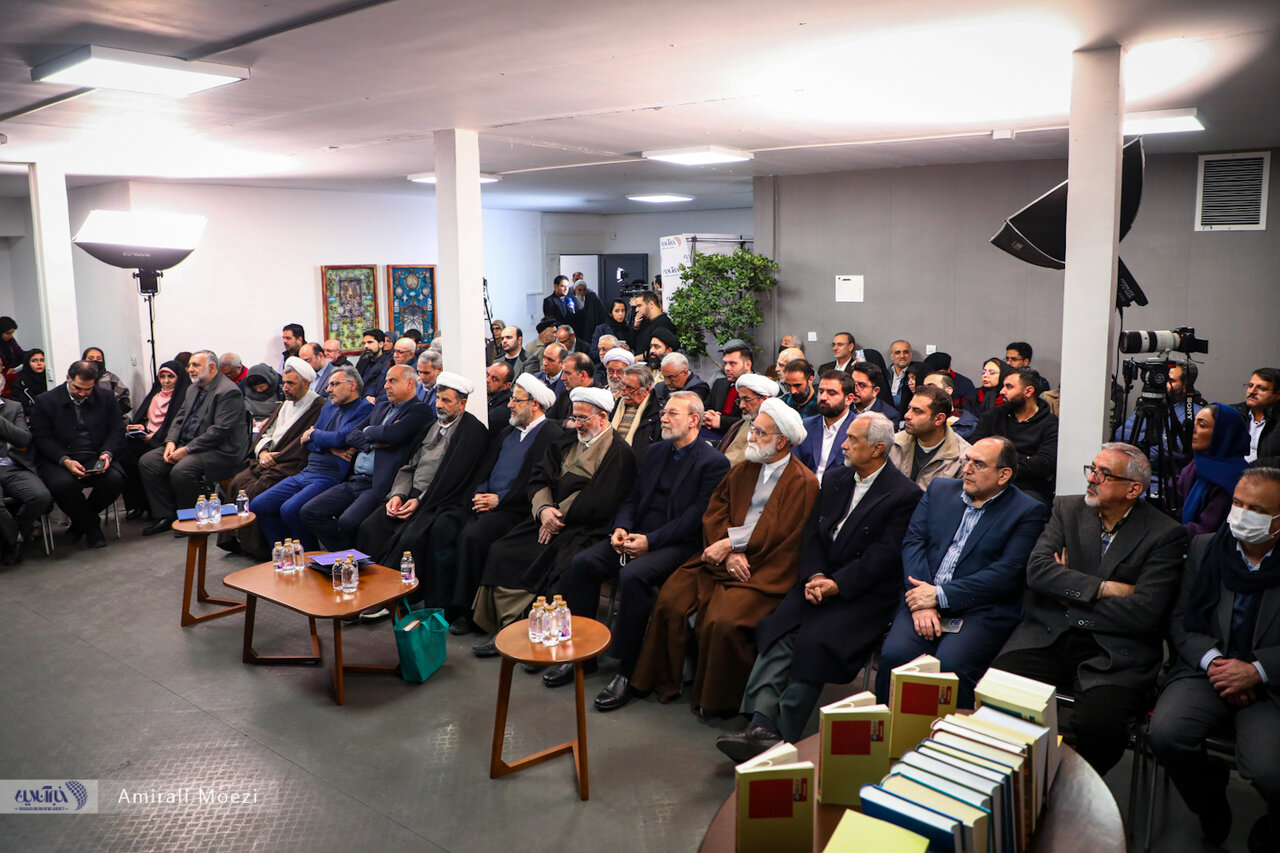 جعفریان احساس نمیکند با ارایه منبع به دیگران، چیزی از او کم میشود 2